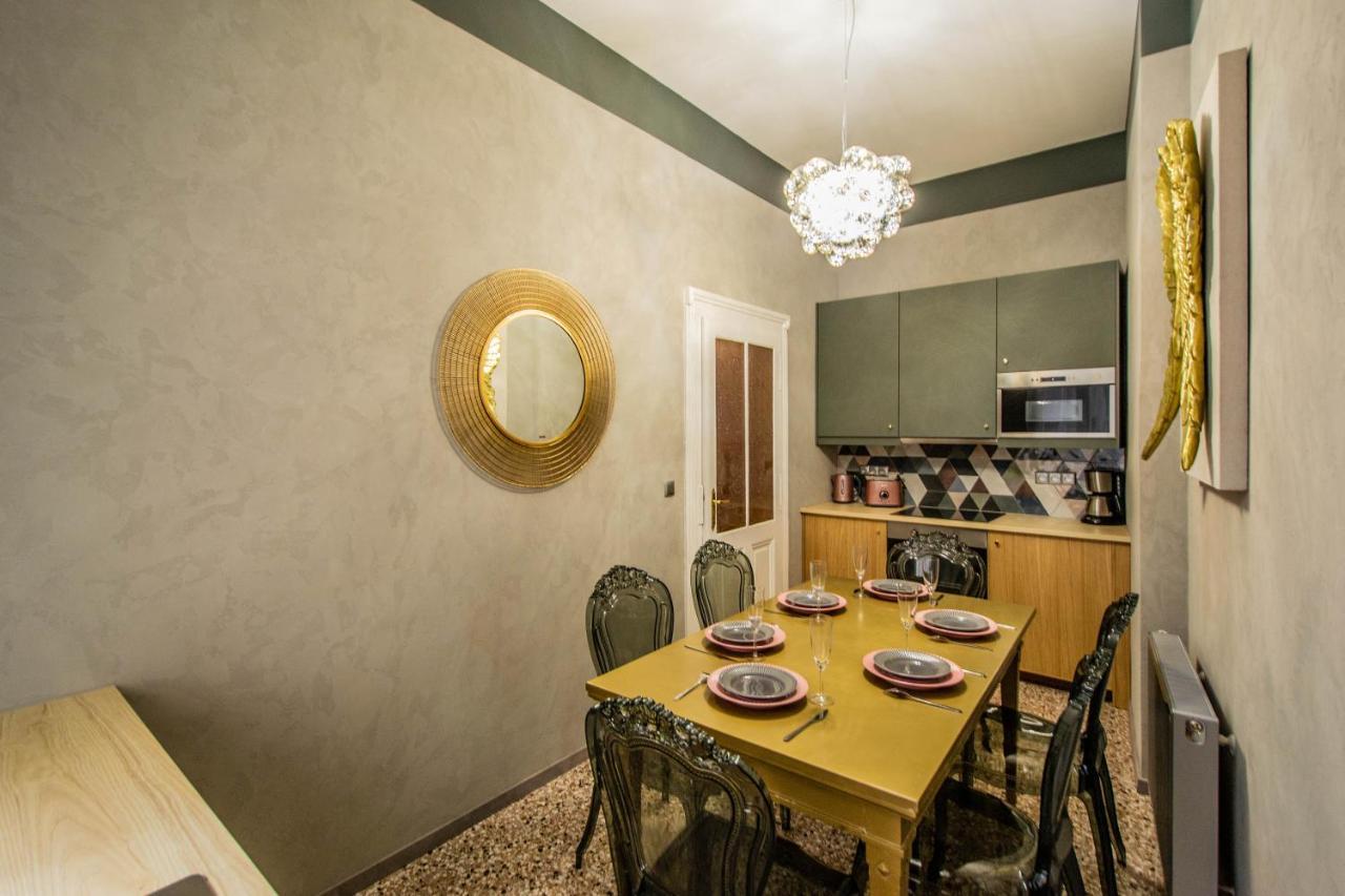 Appartamento 3Bdr Oasis In The Heart Of Praga Esterno foto