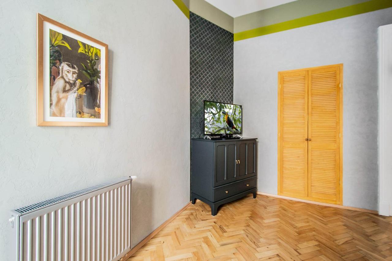 Appartamento 3Bdr Oasis In The Heart Of Praga Esterno foto